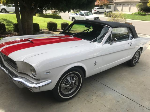 1966 White, Red stripes Ford Mustang