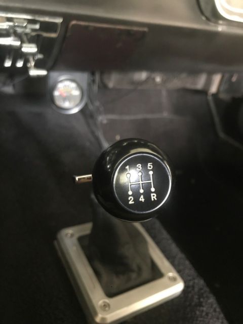 1966 White, Red stripes Ford Mustang