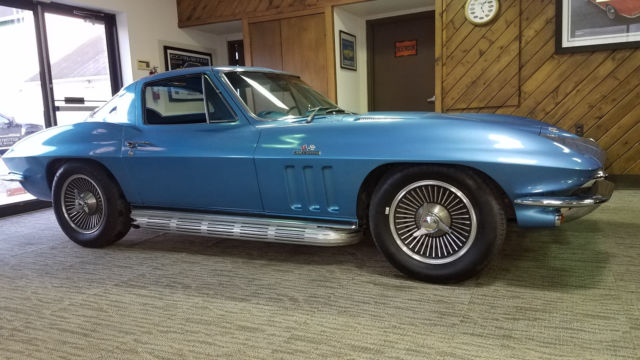 1966 blue Chevrolet Corvette