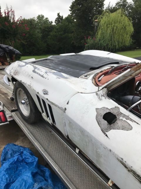 1966 RED Chevrolet Corvette