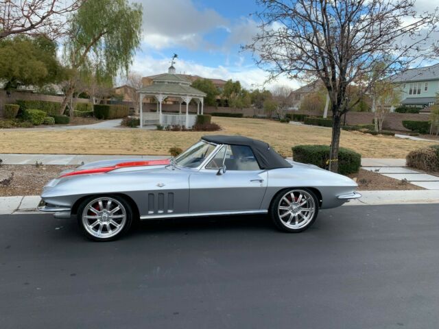1966 Silver, Red and black Chevrolet Corvette Convertible
