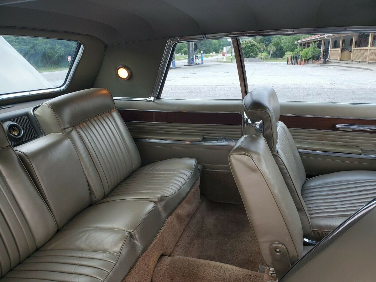1966 Chrysler Imperial Coupe
