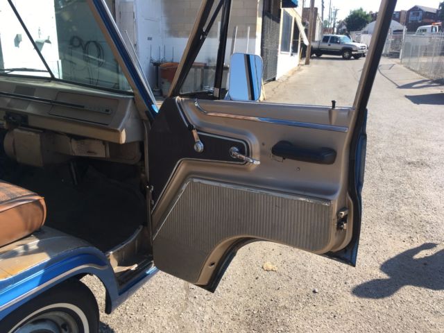 1966 Blue Dodge Other Standard Passenger Van