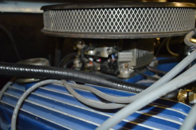1966 Blue Ford Bronco Wagon/Half cab