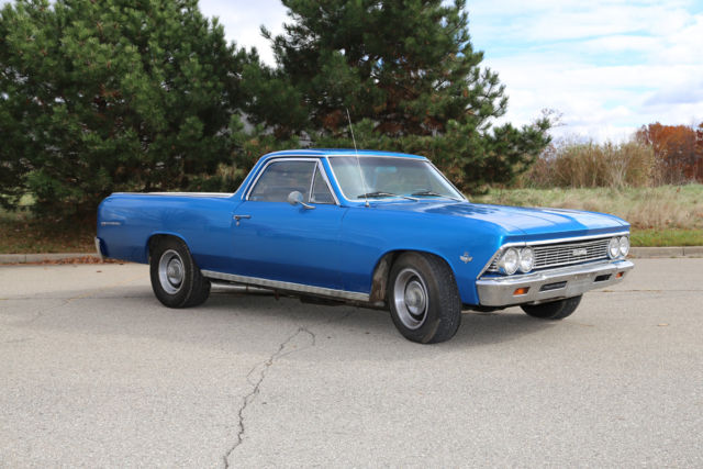 1966 Blue Chevrolet Chevelle