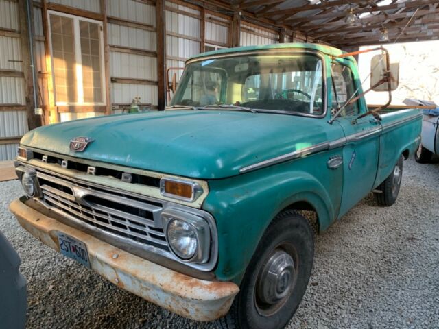 1966 Green Ford F-250 Pickup