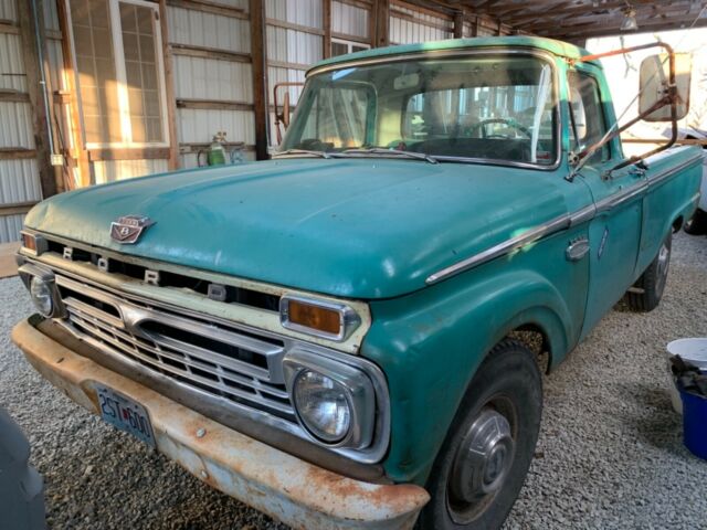 1966 Green Ford F-250 Pickup