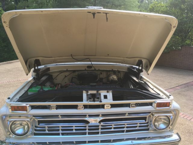 1966 White Ford F-100 PU