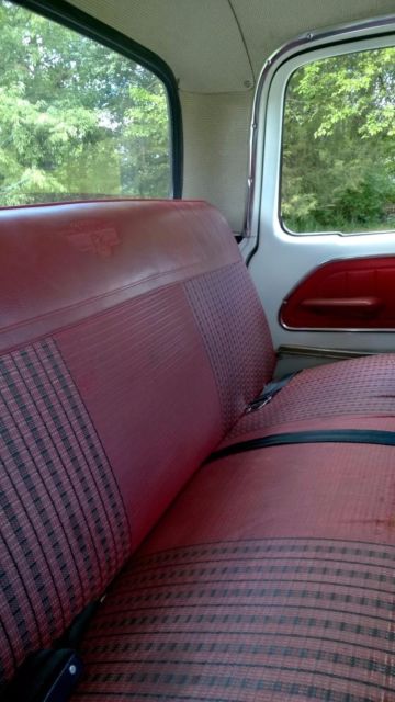 1966 White Ford F-250 Standard Cab Pickup