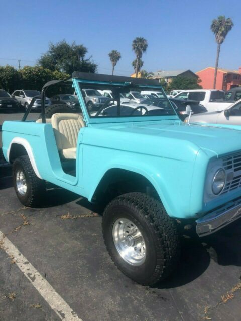 1966 Blue Ford Bronco Open Body (Roadster