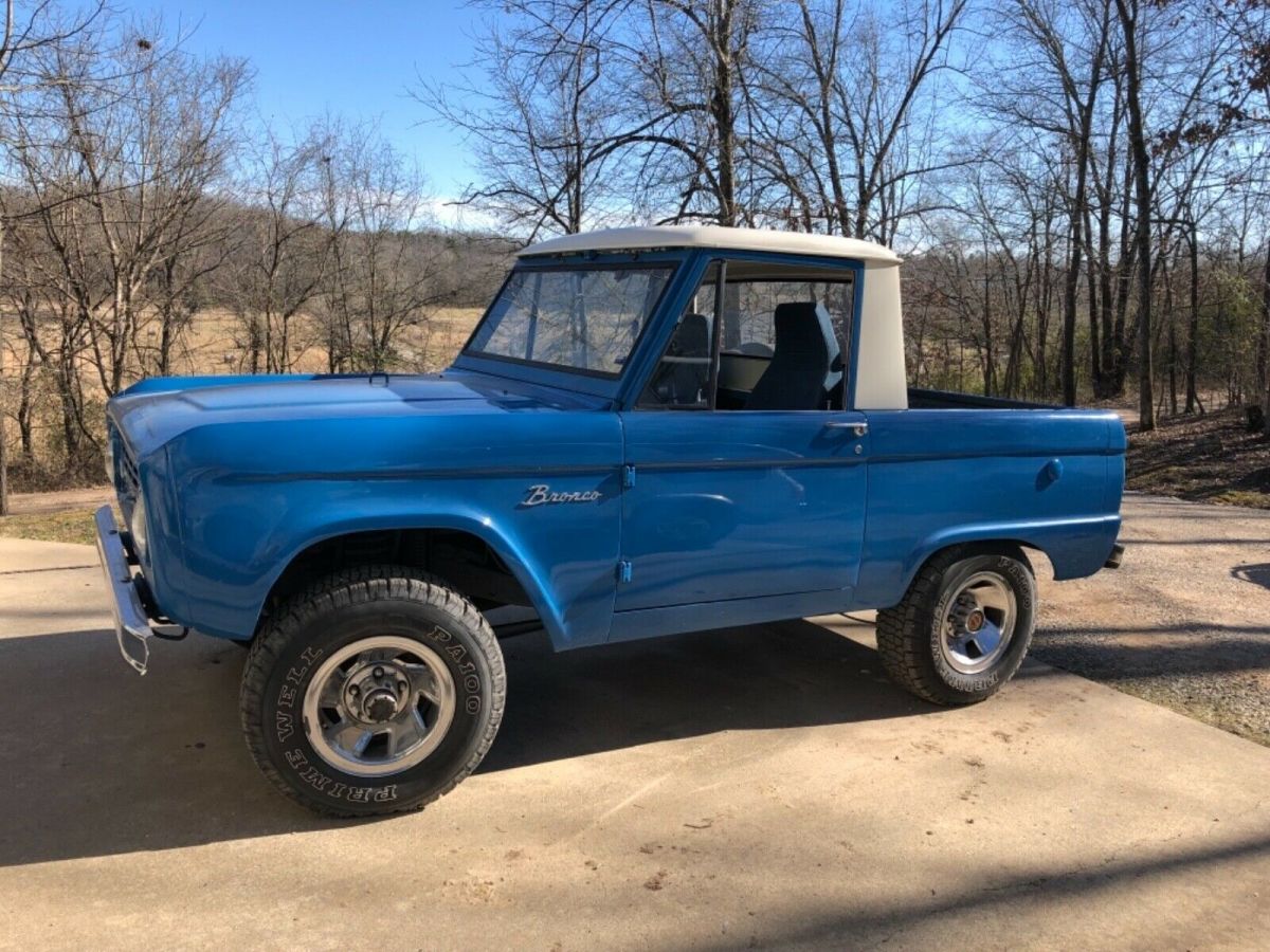 1966 Blue / White Ford Bronco Truck