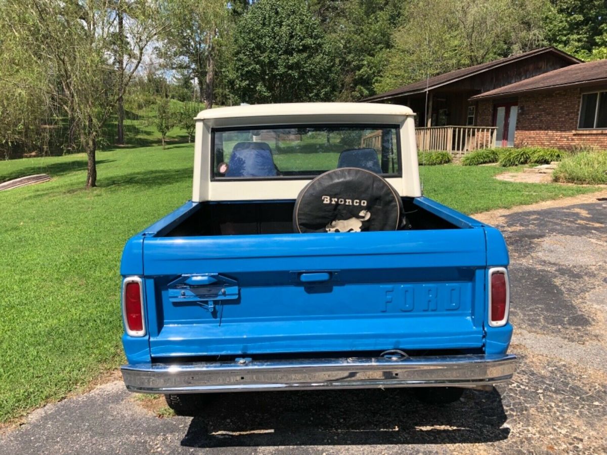 1966 Blue / White Ford Bronco Truck