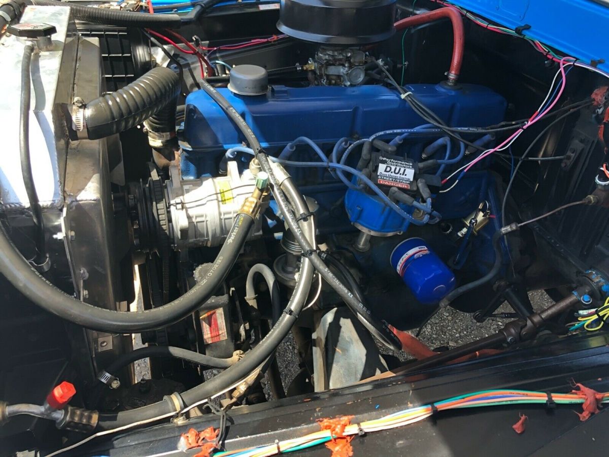 1966 Blue Ford F-100 Pickup Truck