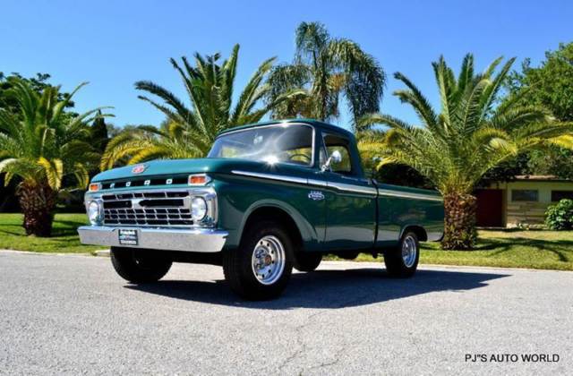 1966 Green Ford F-100 Pickup Truck
