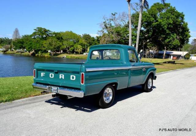 1966 Green Ford F-100 Pickup Truck