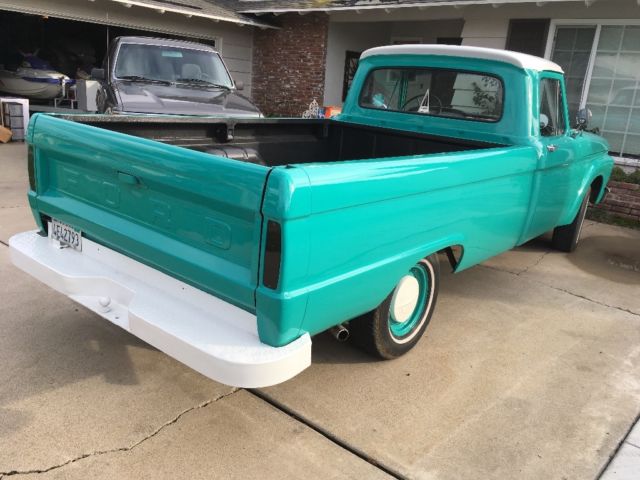 1966 Ford F-100