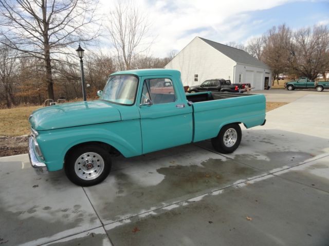 1966 Teal Ford F-100 short wheel base