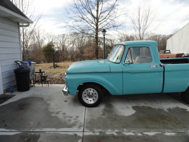 1966 Teal Ford F-100 short wheel base