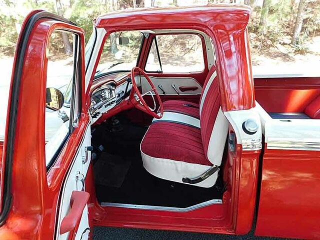 1966 Red/White Ford F-100 Ford Custom Cab