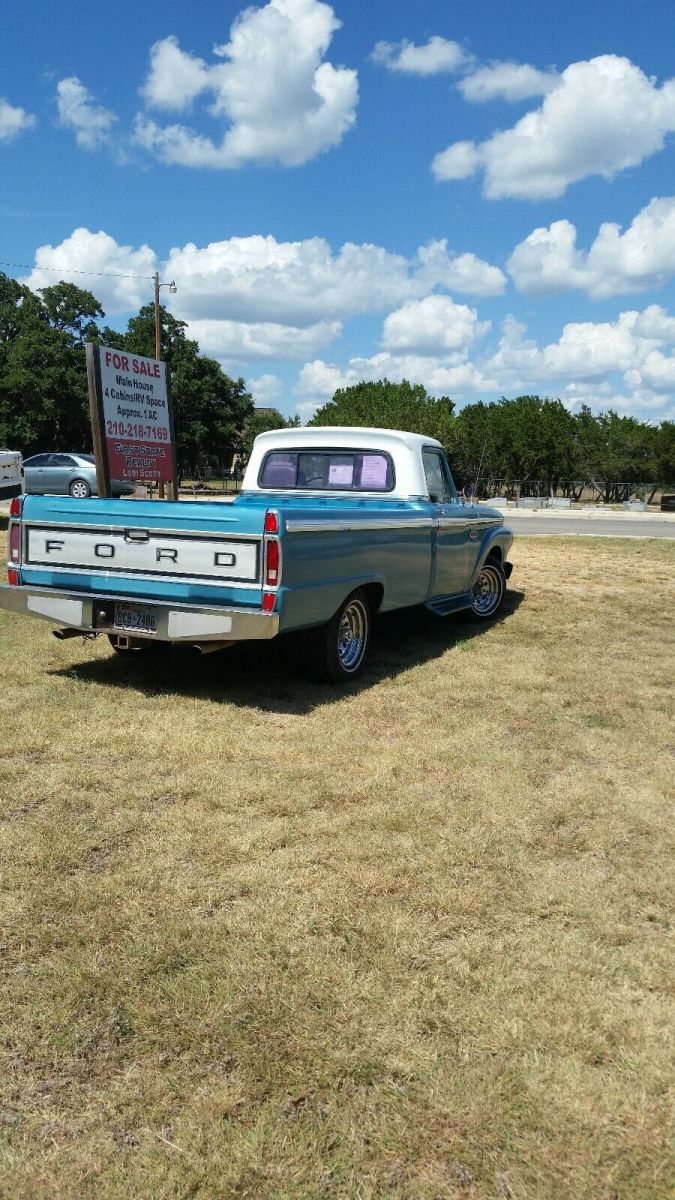 1966 Ford F-100