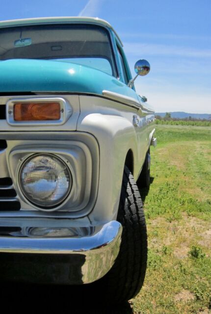 1966 white/blue Ford F-250 F-250 long bed custom cab