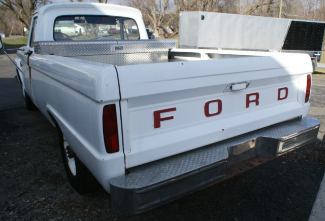 1966 White Ford F-250