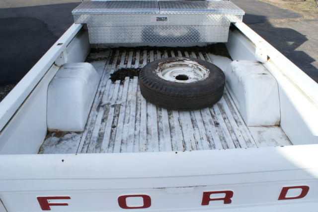 1966 White Ford F-250
