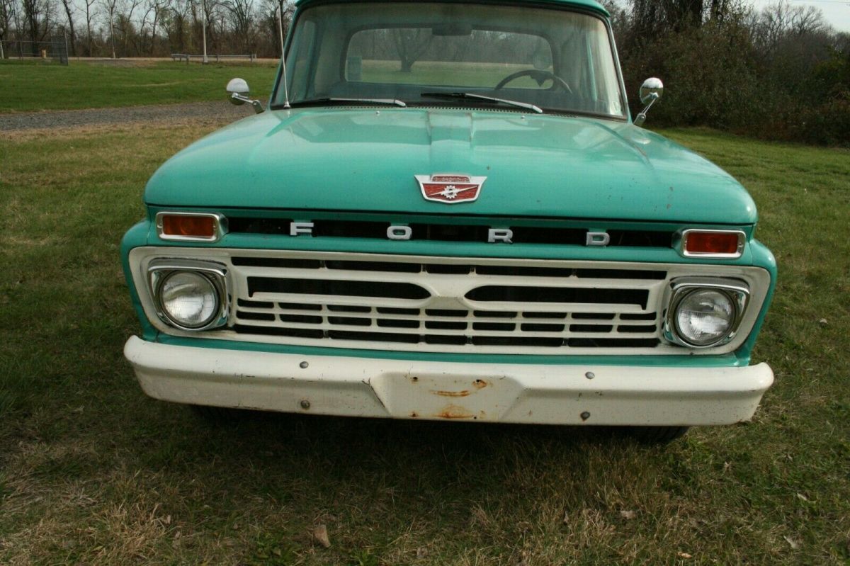 1966 Ford F-100