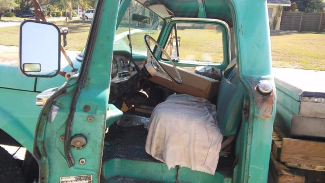 1966 Blue Ford F-250 Cab & Chassis