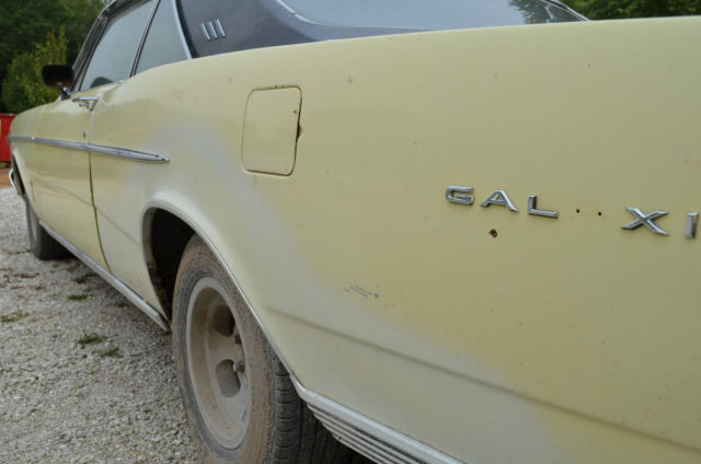 1966 Wimbledon White Ford Galaxie U/K