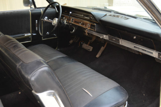 1966 Wimbledon White Ford Galaxie U/K