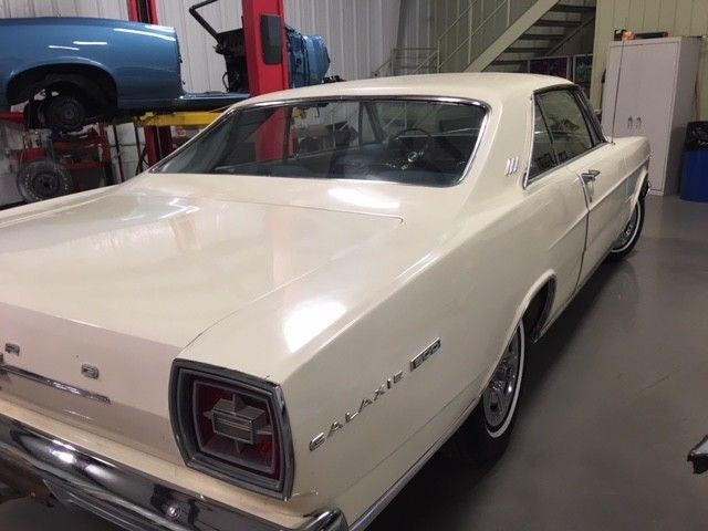 1966 White Ford Galaxie Hdtp