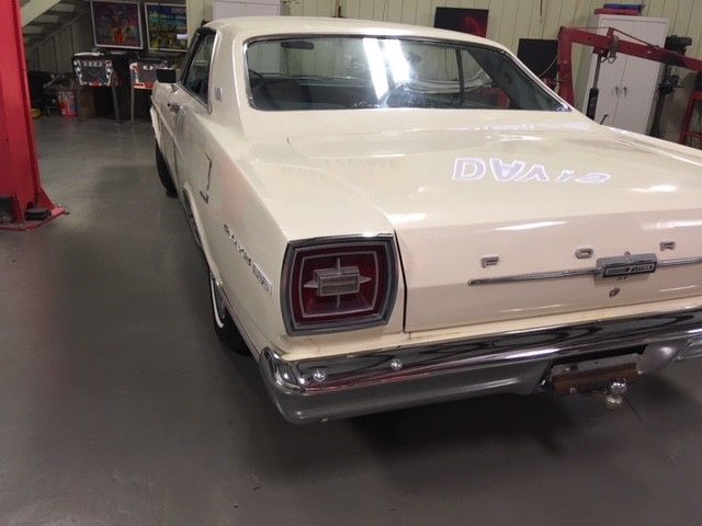 1966 White Ford Galaxie Hdtp