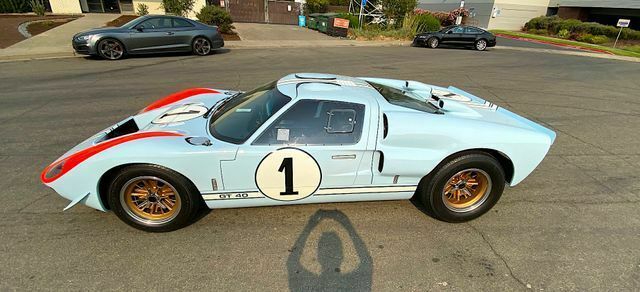 1966 Blue Ford GT 40 --