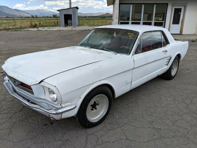1966 White Ford Mustang Coupe