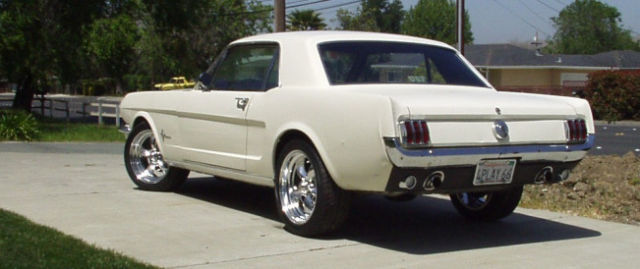 1966 Wimbledon White Ford Mustang Coupe