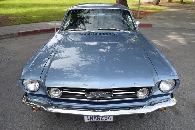 1966 Blue Ford Mustang --