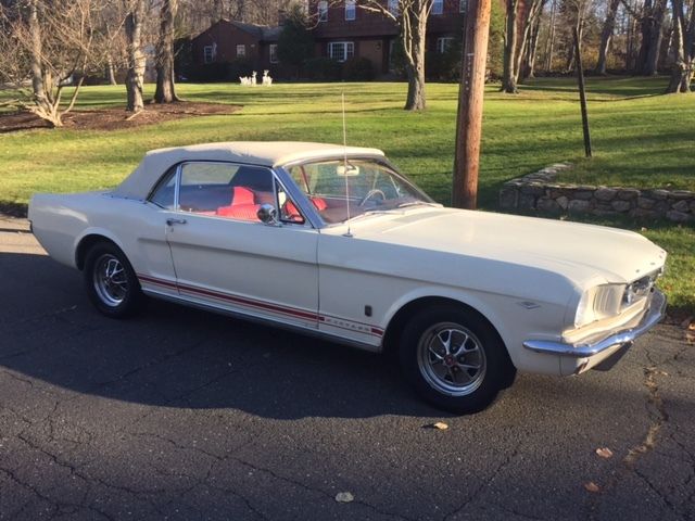 1966 whimbledon white Ford Mustang Convertible