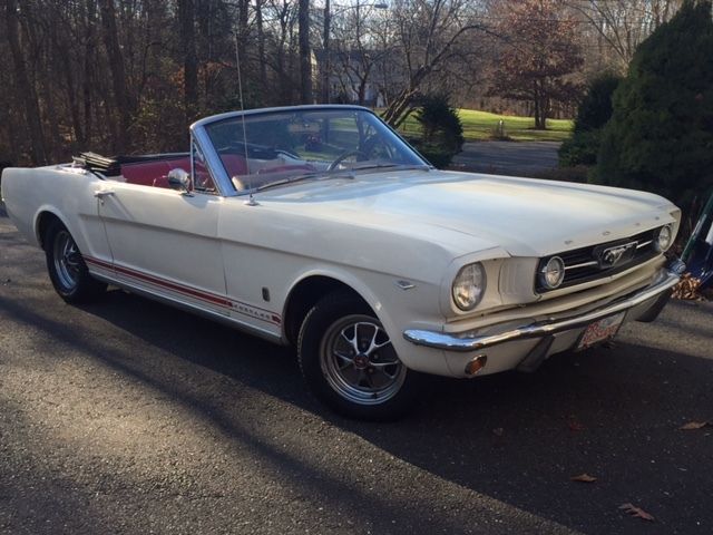 1966 whimbledon white Ford Mustang Convertible