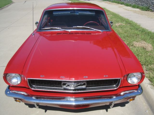 1966 Red Ford Mustang Coupe 289