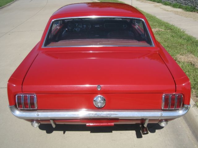 1966 Red Ford Mustang Coupe 289