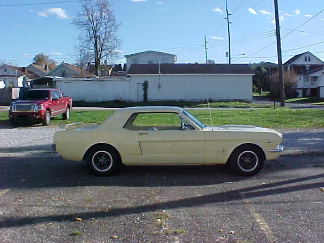 1966 Blue Ford Mustang