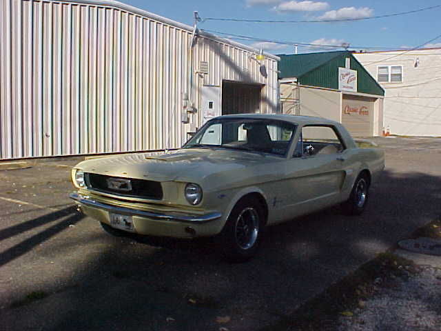 1966 Blue Ford Mustang