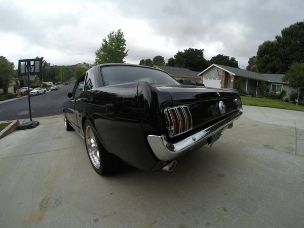 19660000 Black Ford Mustang Coupe
