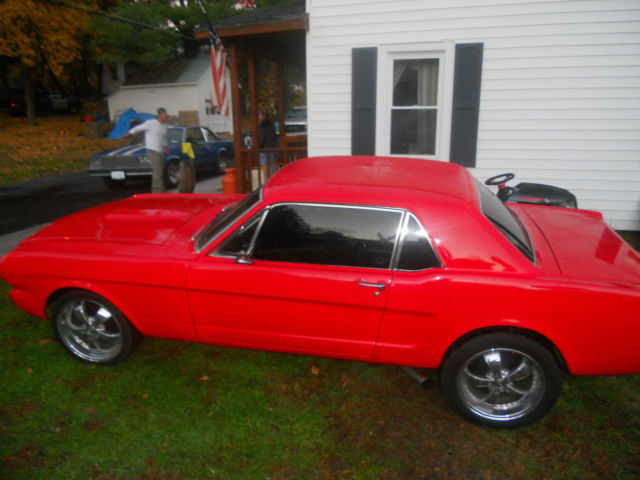 1966 Red Ford Mustang U/K