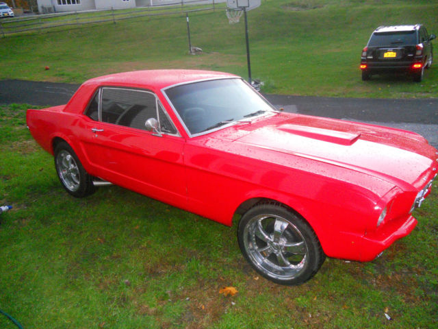 1966 Red Ford Mustang U/K