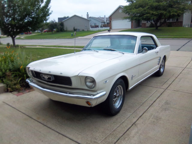 1966 Yellow Ford Mustang --