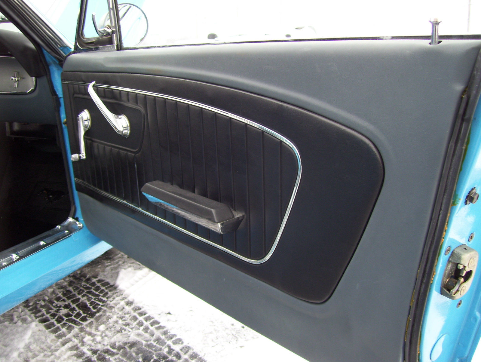 1966 GRABBER BLUE Ford Mustang Fastback 2+2