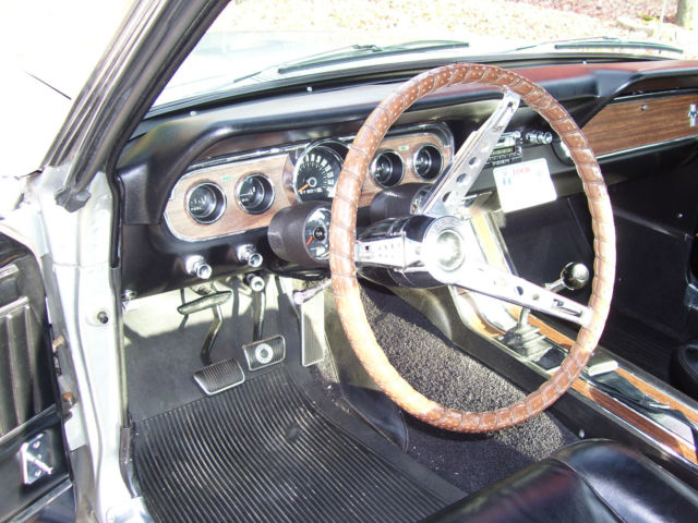 1966 Silver Frost Ford Mustang Fastback 2=2
