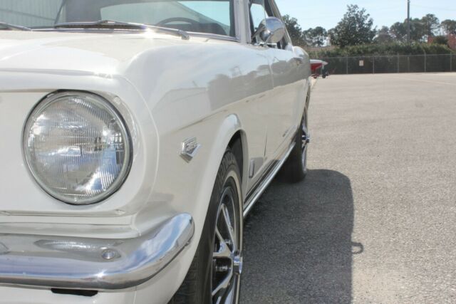 1966 Wimbleton White Ford Mustang Coupe